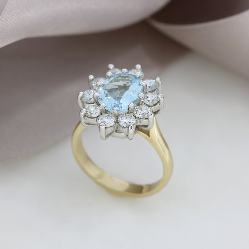 9ct Yellow gold Large Oval Aquamarine & Lab Grown Diamond Cluster Ring