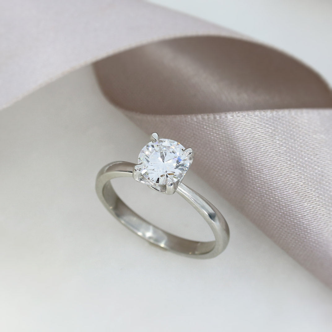 Platinum 4 Claw Set Round Brilliant Cut Lab Grown Diamond Solitaire Ring 1.08ct
