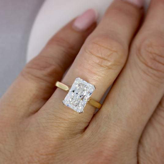 18ct 4 Claw Rectangular Brilliant Cut Certified Lab Grown Diamond Solitaire Ring 4ct