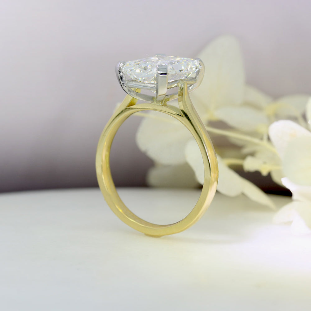 18ct Rectangular Brilliant Cut Certified Lab Diamond Solitaire Ring 4ct