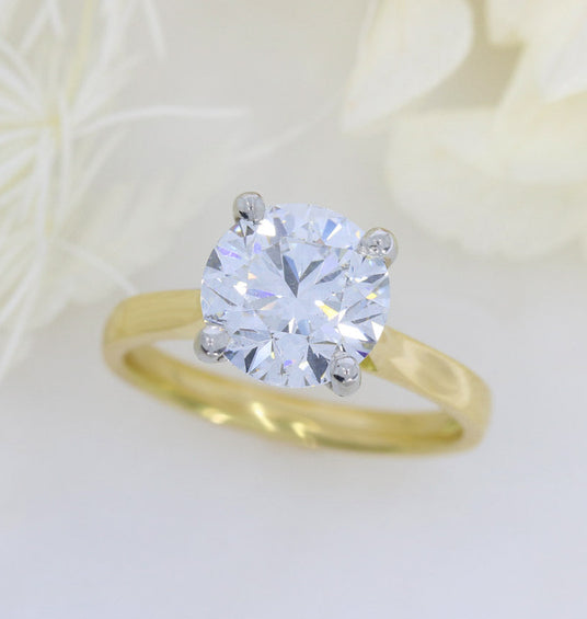18ct Gold Brilliant Cut Certified Lab Diamond Solitaire 3.00ct D VS2