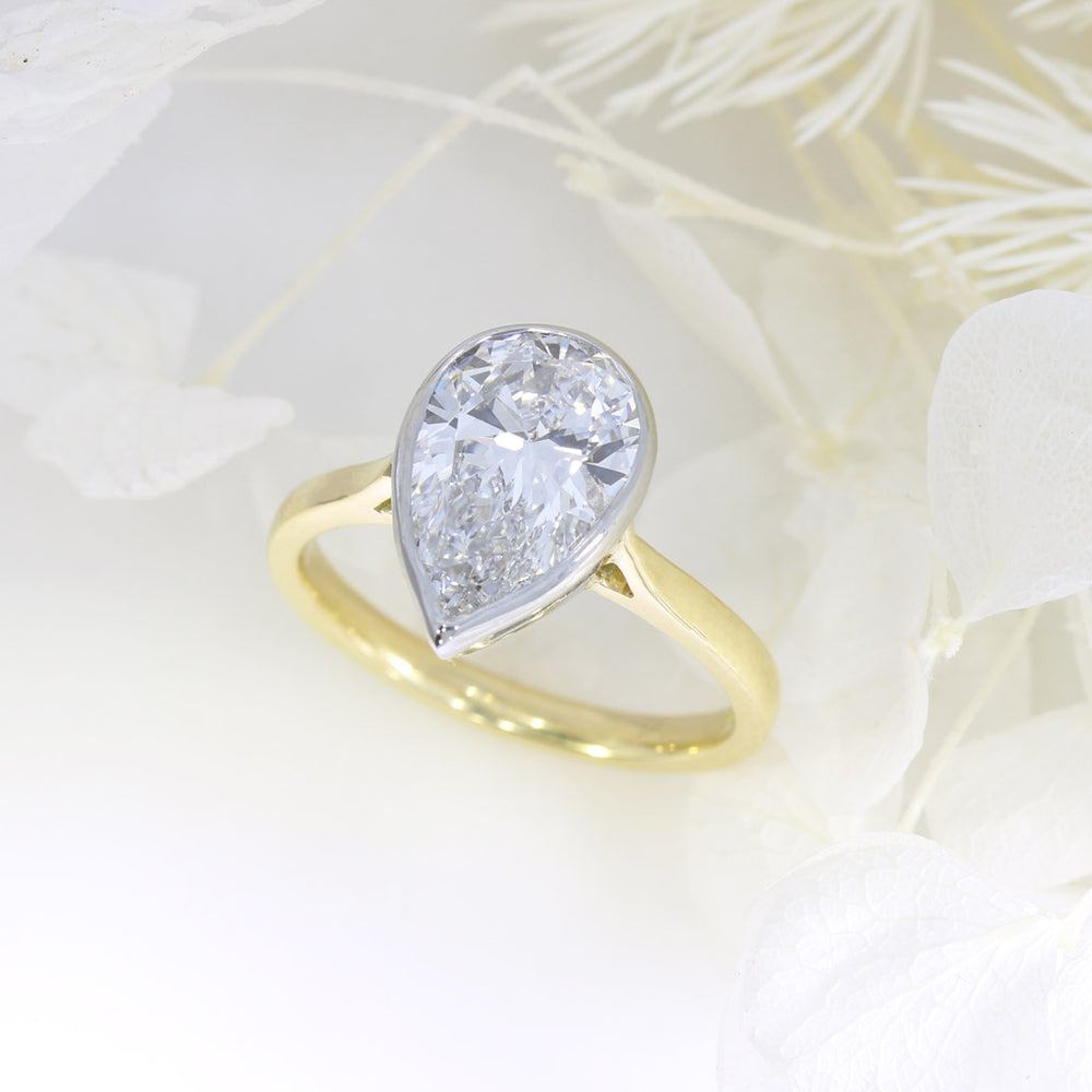 18ct Rubover Set Pear Shape Certified Lab Solitaire Ring 3.02ct D VS1