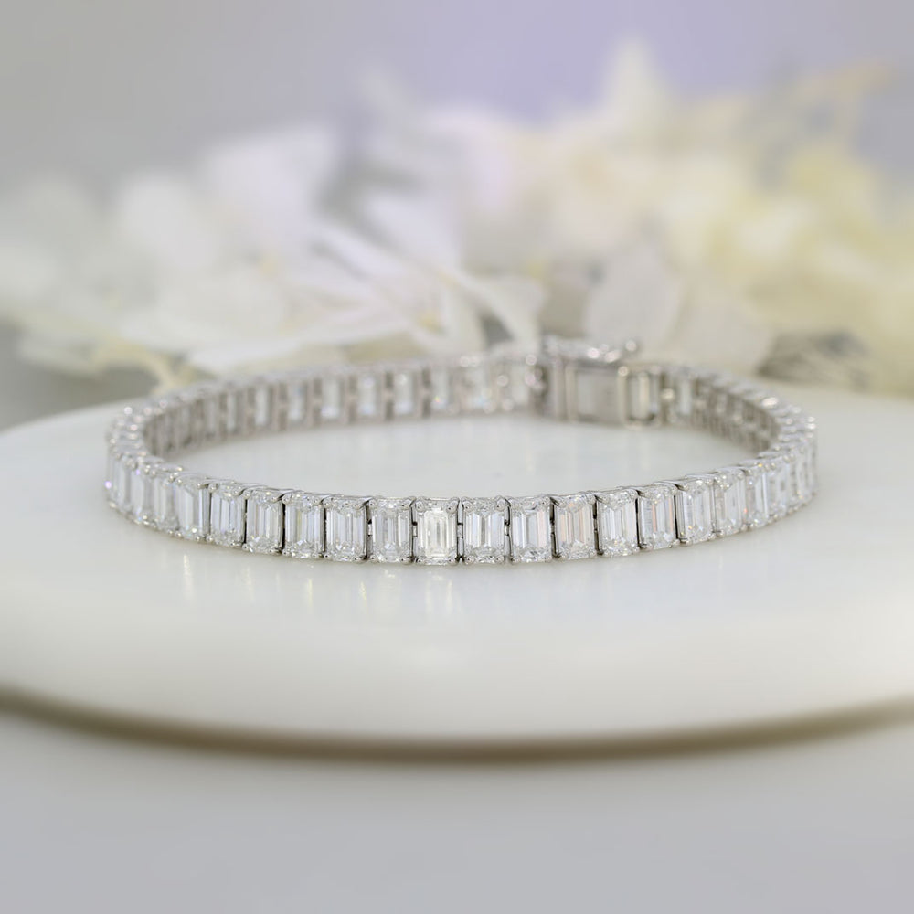 9ct White Gold Emerald Cut Laboratory Diamond Claw Set Line Bracelet 16.00ct