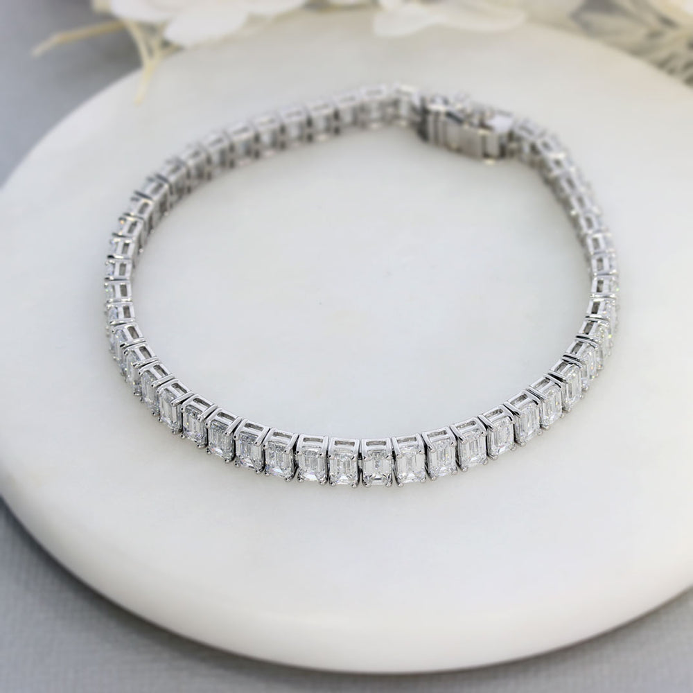 9ct White Gold Emerald Cut Laboratory Diamond Claw Set Line Bracelet 16.00ct