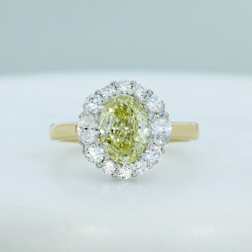18ct Gold Claw Set Certified Fancy Intense Yellow Lab Diamond Cluster Ring 2.47ct VS1