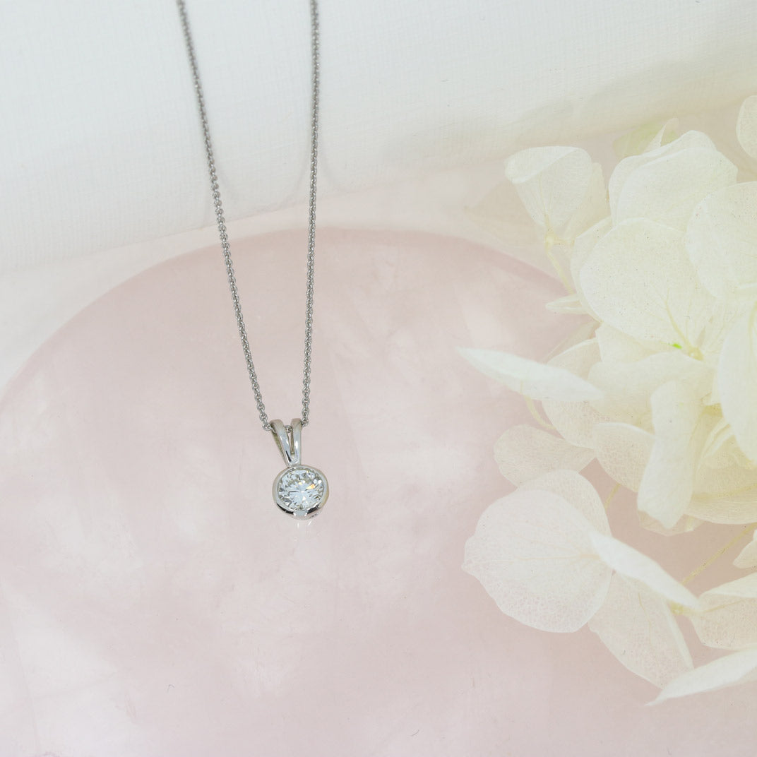 9ct White Gold Lab Grown Diamond Solitaire Pendant 0.33ct on a 9ct 17 Inch Chain
