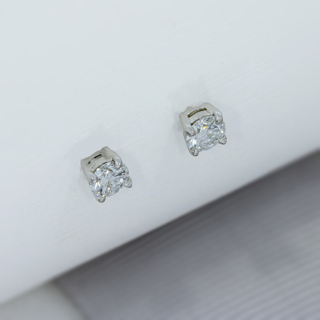 9ct White Gold Lab Grown Diamond Stud Earrings 0.96ct