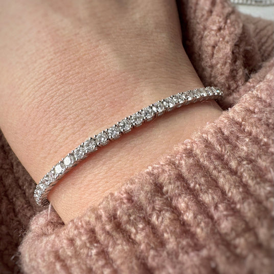 9ct White Gold Claw Set Lab Diamond Line Bracelet 5.00ct