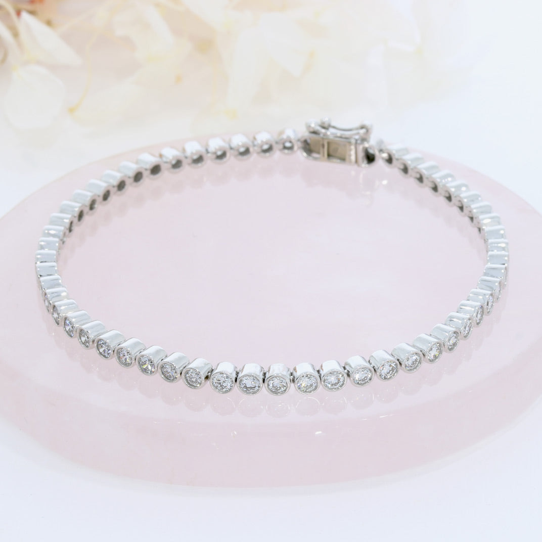 9ct White Gold Rub Over Set Line Bracelet Lab Grown Diamonds 3ct