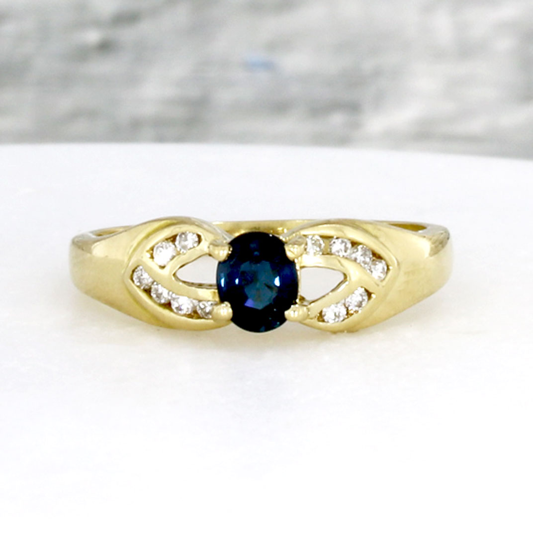 Pre Owned 18ct Gold Oval Sapphire Ring & Diamond Ring