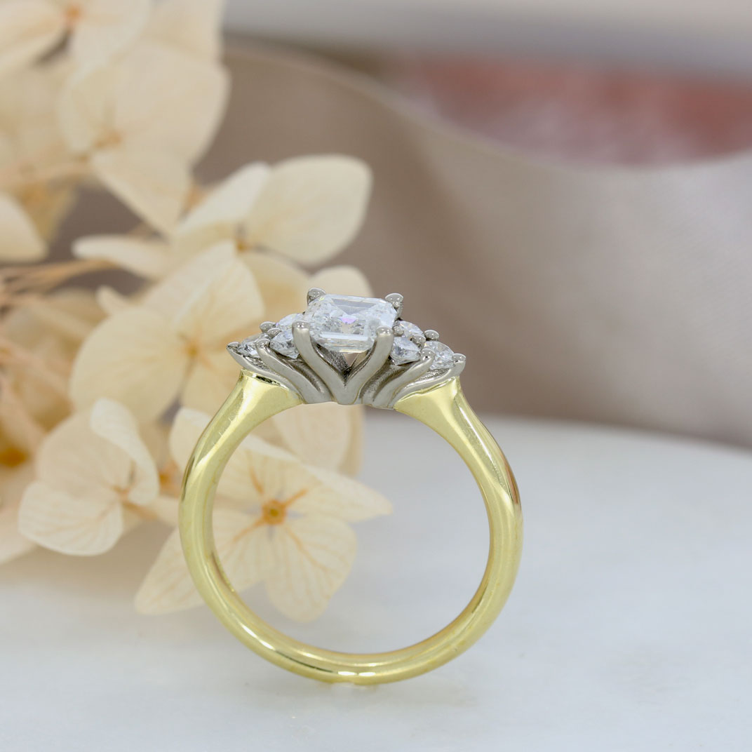 Pre Owned 18ct Gold & Platinum Asher Cut & Round Diamond Cluster Ring  1.16ct