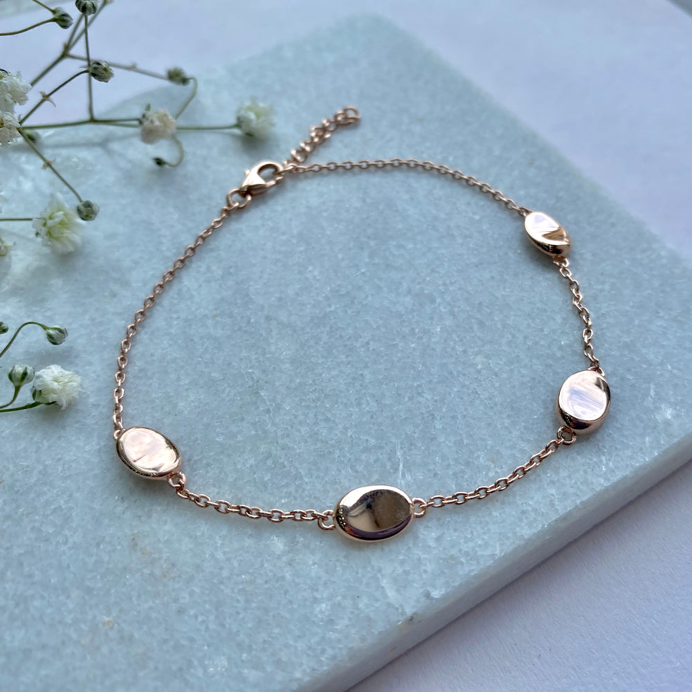 Rose Polished Oval Pebble Bracelet