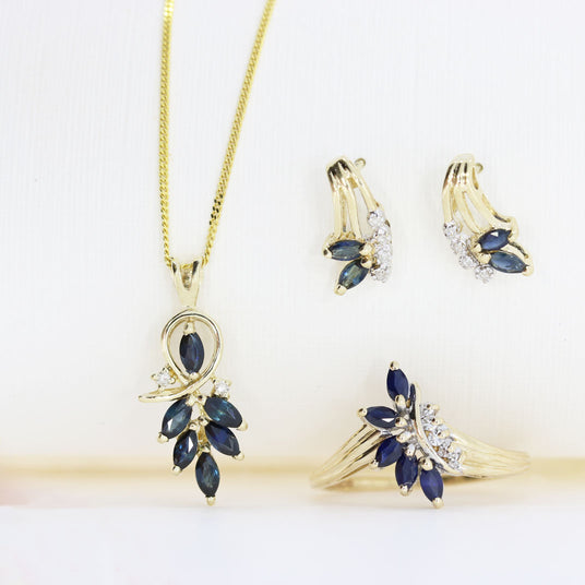 Pre Owned 9ct Yellow Gold Sapphire & Diamond Ring, Pendant & Earring Set