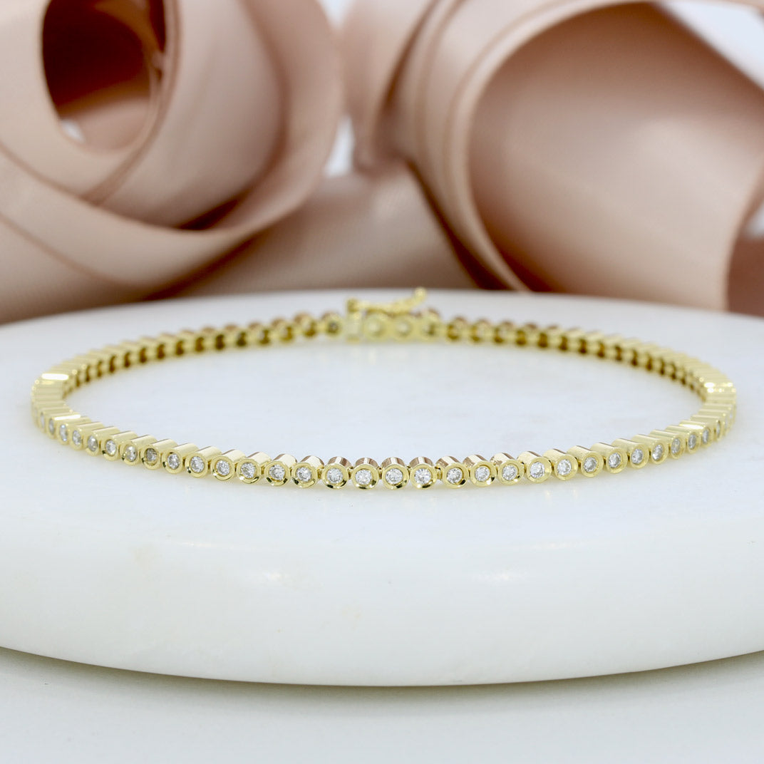 Pre Owned 18ct Gold Diamond Tennis Bracelet 1ct