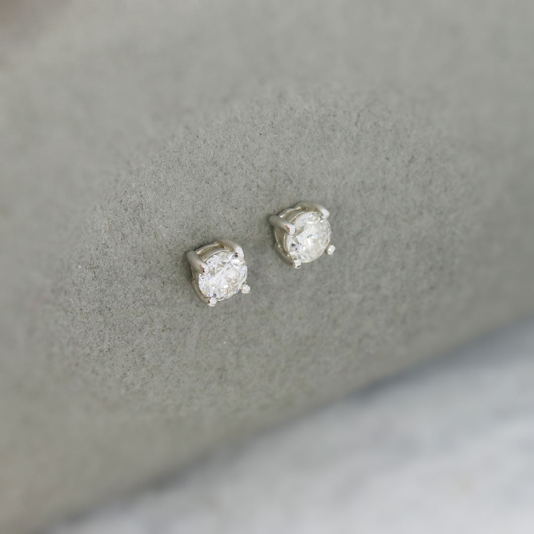 9ct Gold Brilliant Cut Diamond Stud Earrings 0.65ct