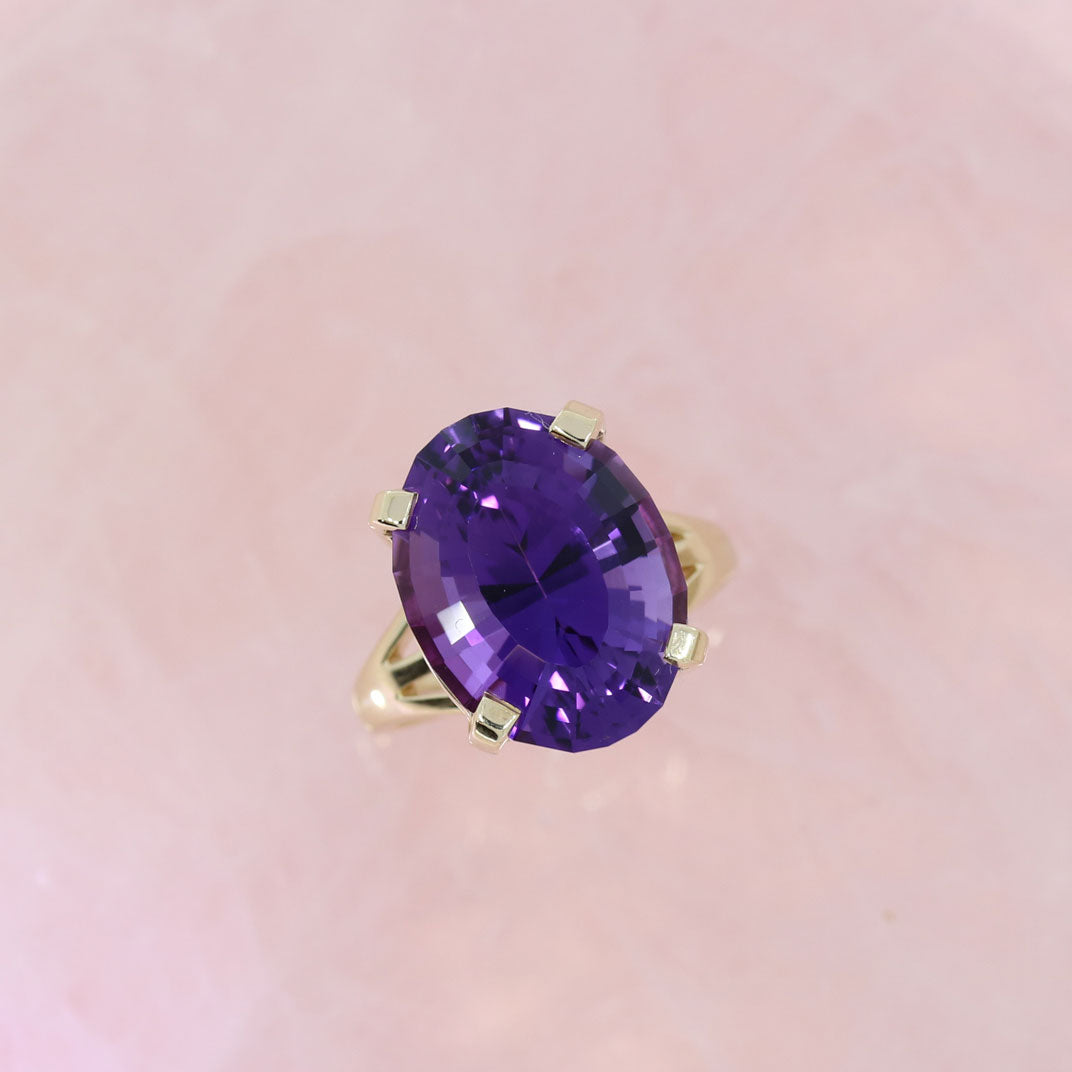 Pre Owned 9ct Yellow Gold Large Claw Set Amethyst Single Stone Ring