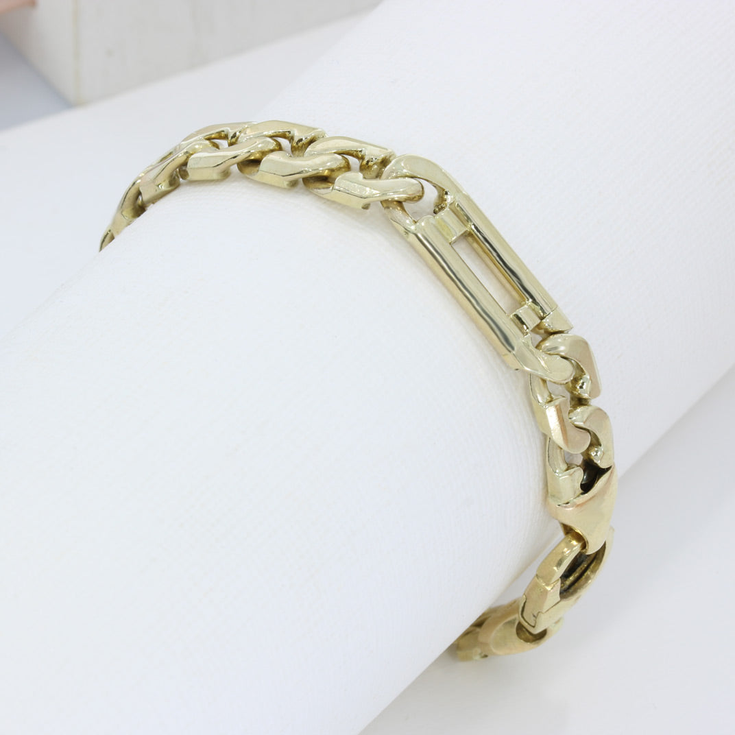 Pre Owned 9ct Yellow Gold 8 1/4" Chunky Flat Curb Bracelet