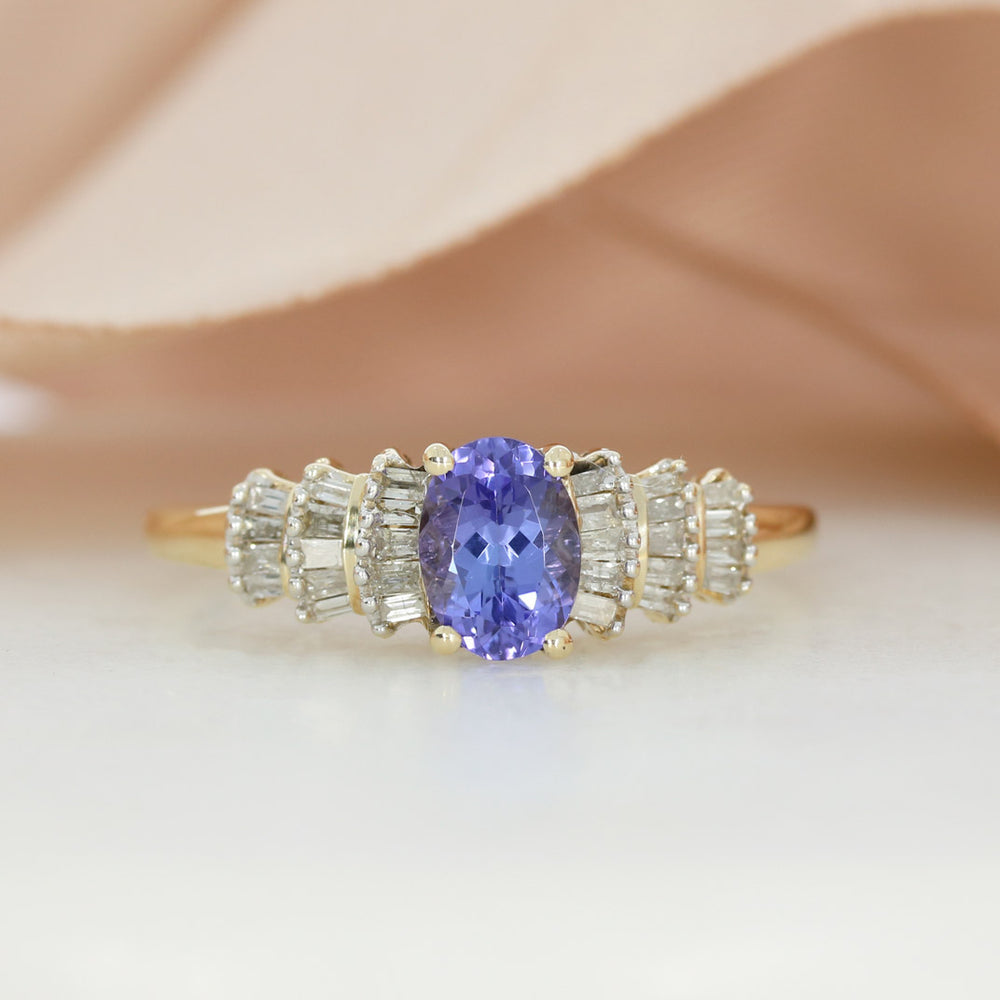 Pre Owned 9ct Yellow Gold Tanzanite & Diamond Fancy Ring