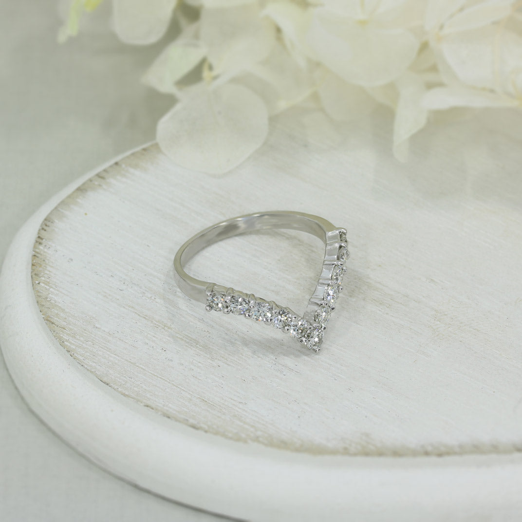 Pre Owned 18ct Gold Claw Set Diamond Wishbone Ring Approx 0.75ct