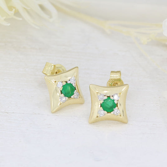 Pre-Owned 18ct Yellow Gold Square Stud Earrings Set with Emerald & Diamonds