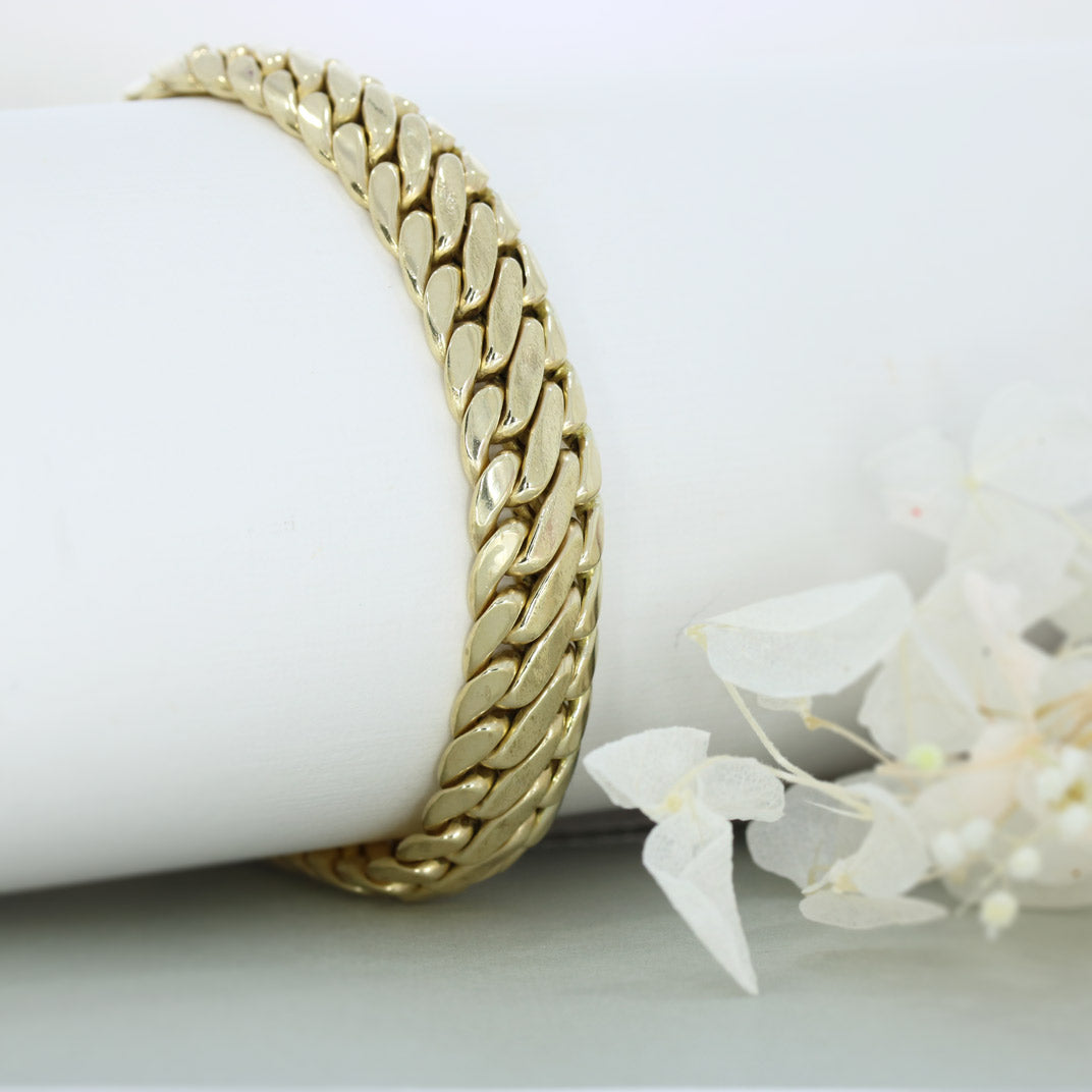 Pre Owned 9ct Yellow Gold Wide Flat Snake Bracelet 20cm