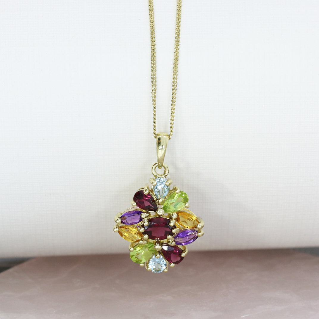 Pre Owned 9ct Gold Multi Stone Cluster Ring, with matching Pendant & 18" Chain