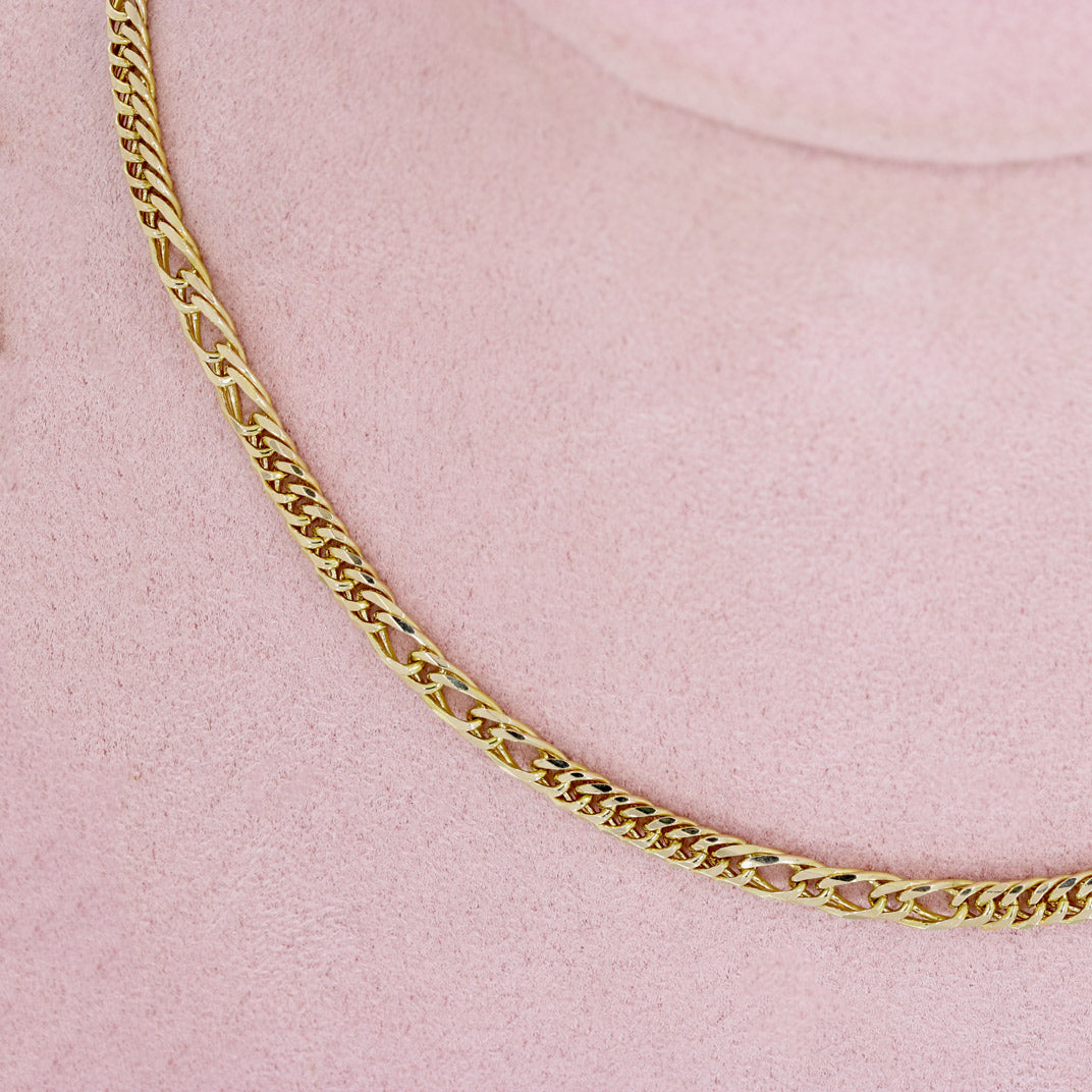 Pre Owned 9ct Yellow Gold 24" Fancy Curb Chain