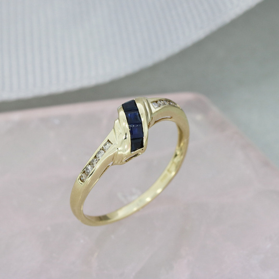 Pre Owned 9ct Yellow Gold Channel Set Sapphire & Diamond Dress Ring