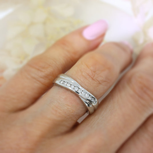Pre Owned Platinum Crossover Diamond Eternity Ring Approx 0.20ct