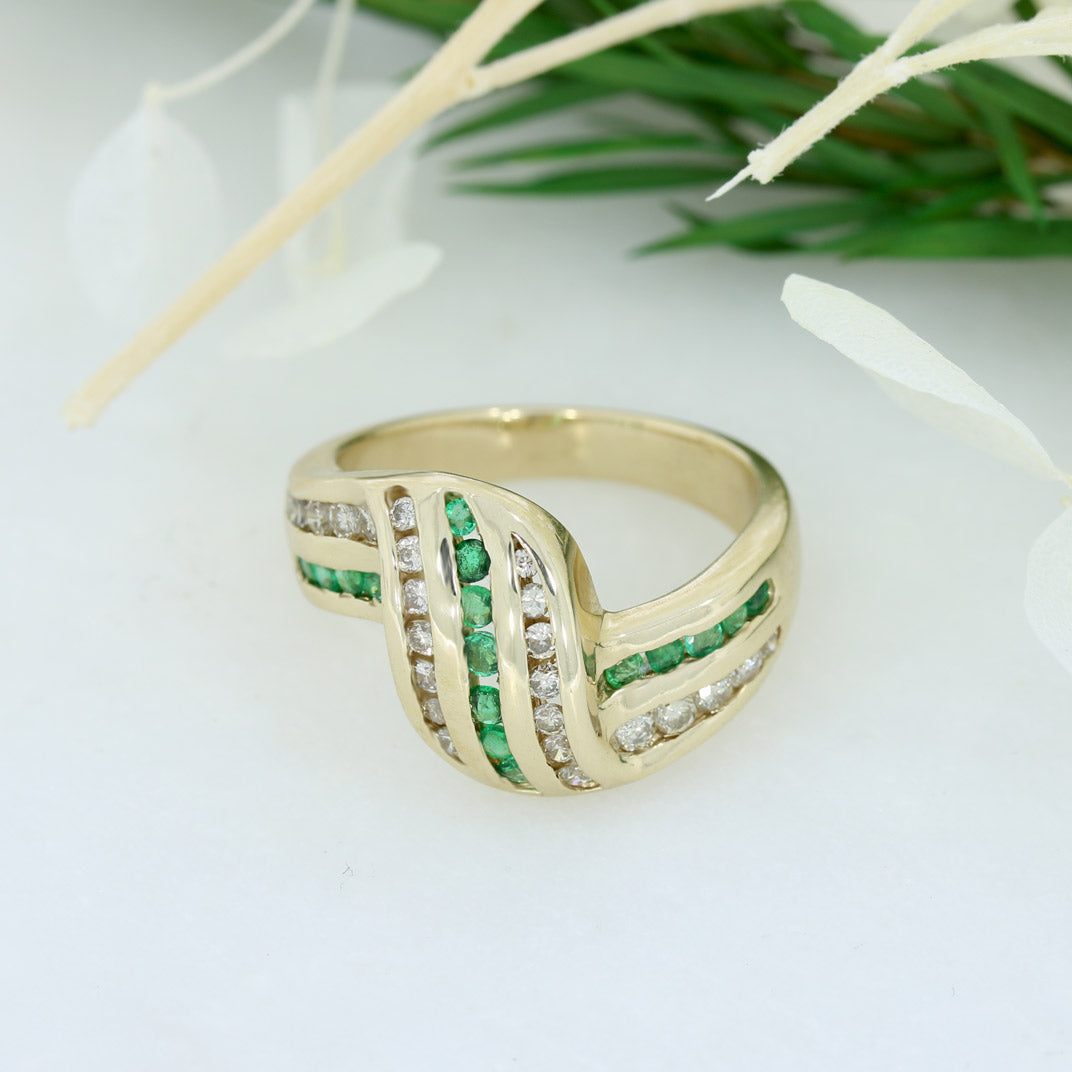 Pre Owned 14ct Gold Emerald & Diamond Art Deco Style Dress Ring