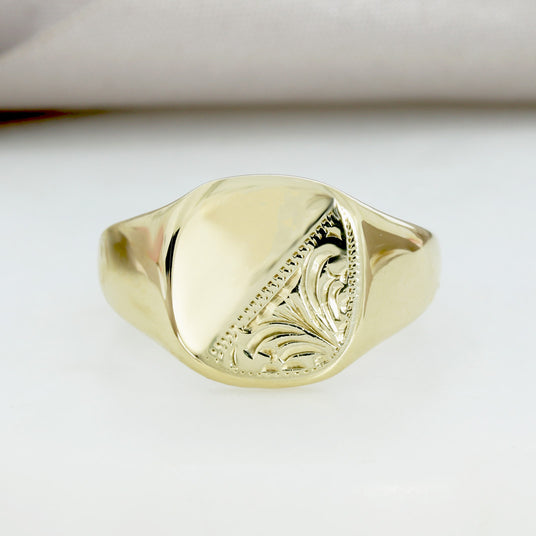 Pre Owned 9ct Yellow Gold Square, Half Engraved Signet Ring