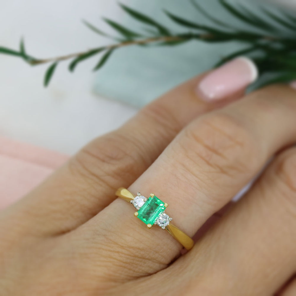18ct Yellow Gold Emerald Cut Emerald & Diamond 3 Stone Ring