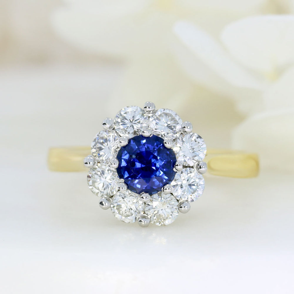 18ct Yellow Gold Sapphire & Diamond Cluster Ring