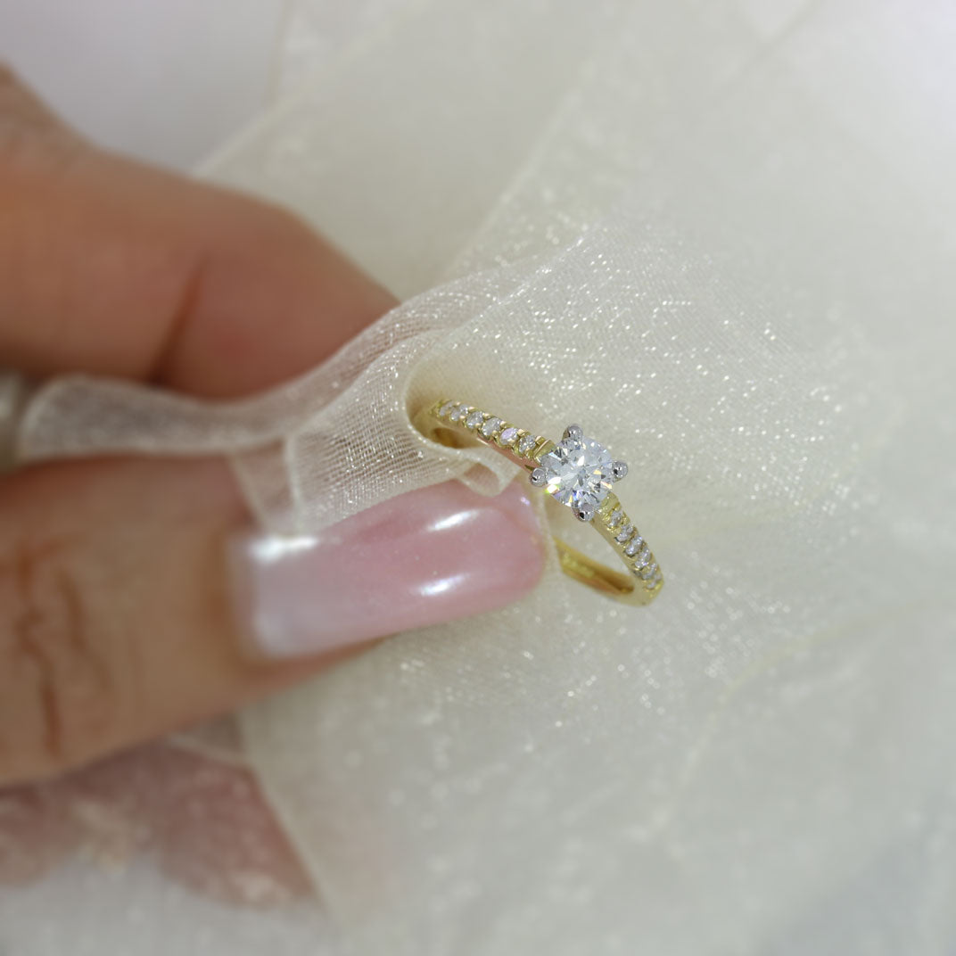 Pre Owned 18ct Solitaire Ring with Diamond Set Shoulders 0.47ct