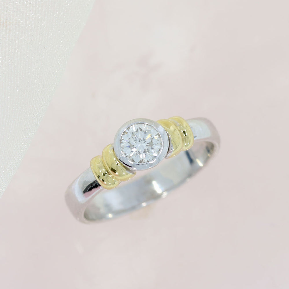 Pre Owned 18ct White Gold Diamond Solitaire with Yellow Gold Shoulders 0.45ct