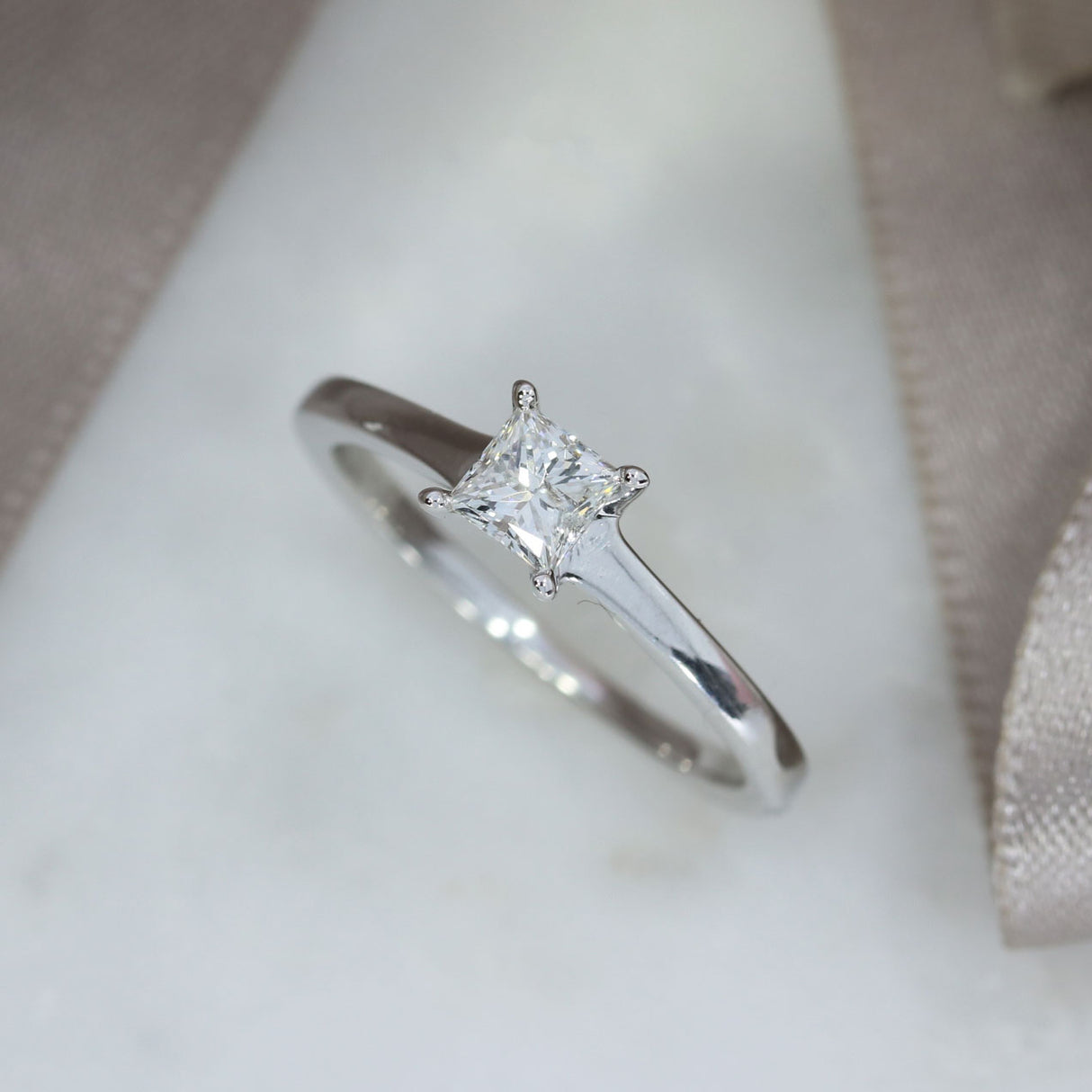 Pre Owned 18ct Princess Cut Diamond Solitaire Ring 0.33ct