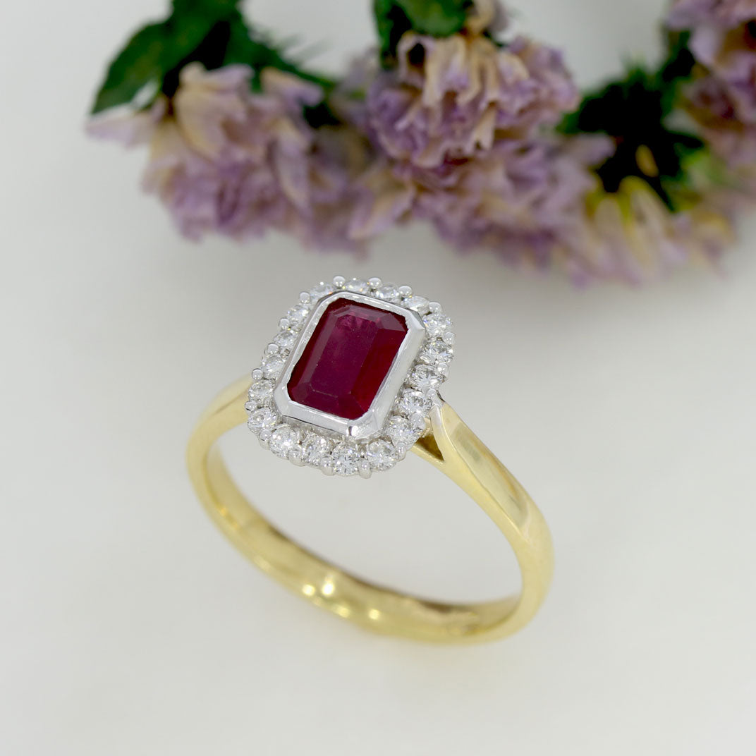 18ct Yellow Gold Ruby & Diamond Cluster Ring