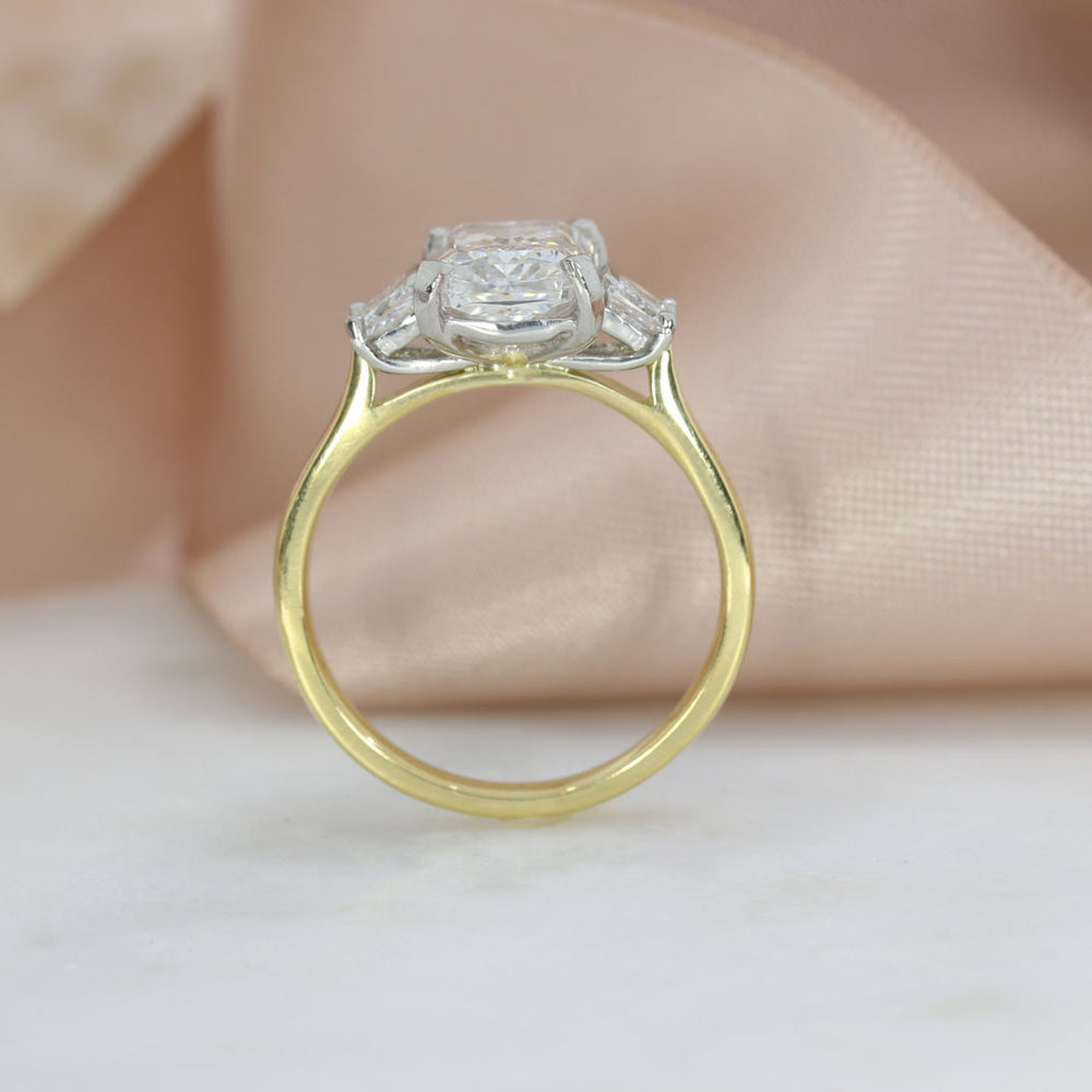18ct Gold & Platinum Certified Radiant Cut & Princess Cut Lab Grown Diamond Ring Total 3.42ct
