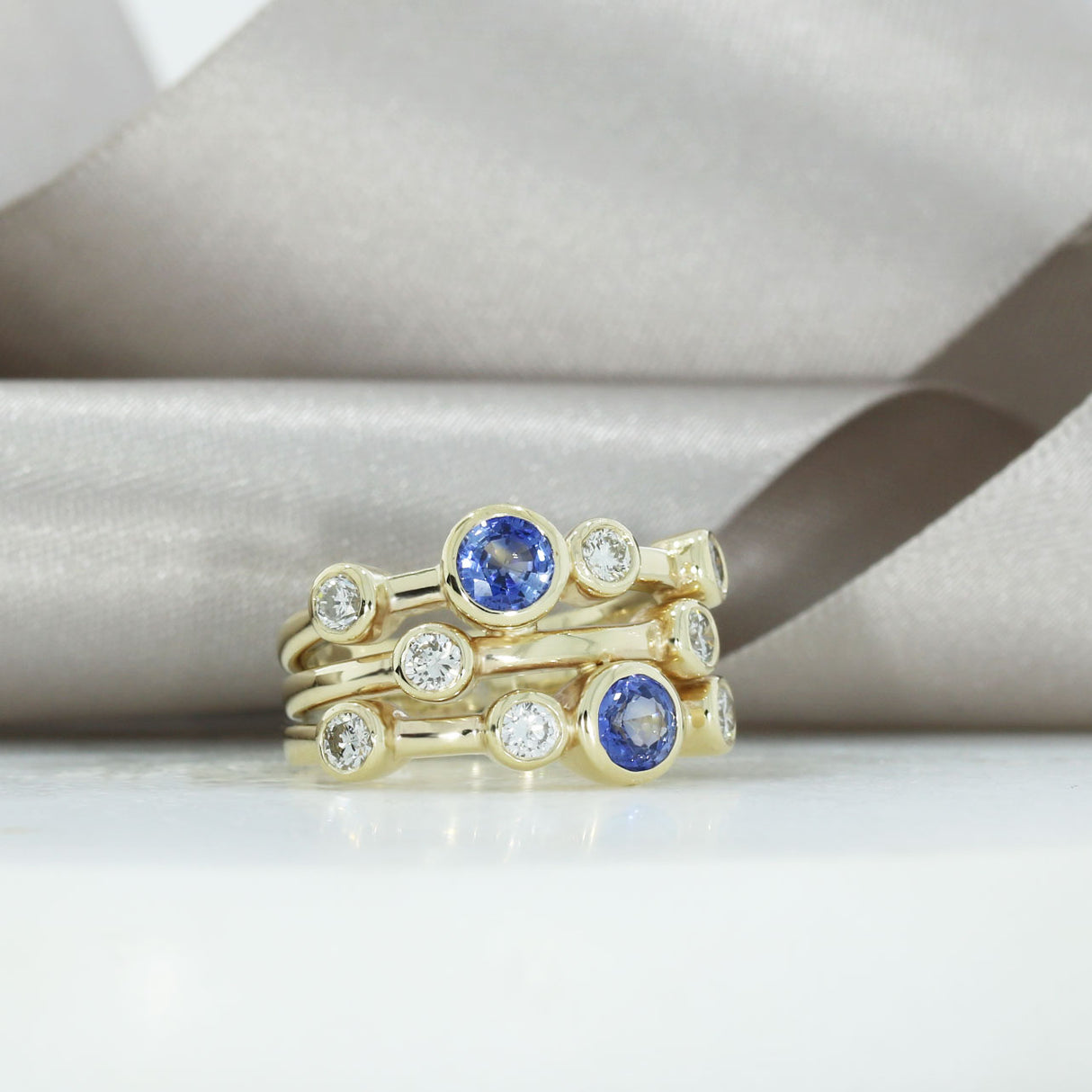 9ct Yellow Gold Sapphire & Diamond 3 Row Bubble Ring