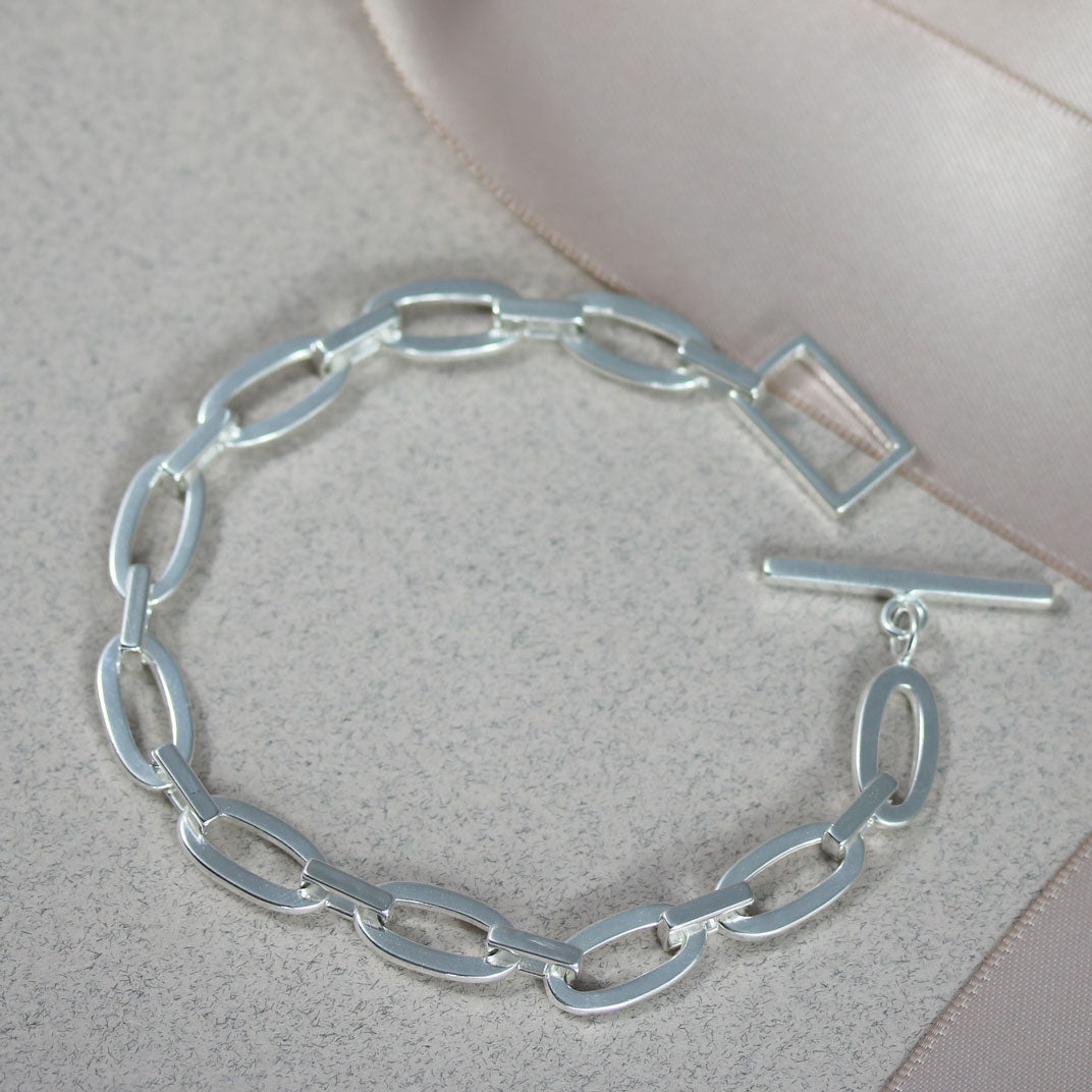 Silver Bracelet With T-Bar