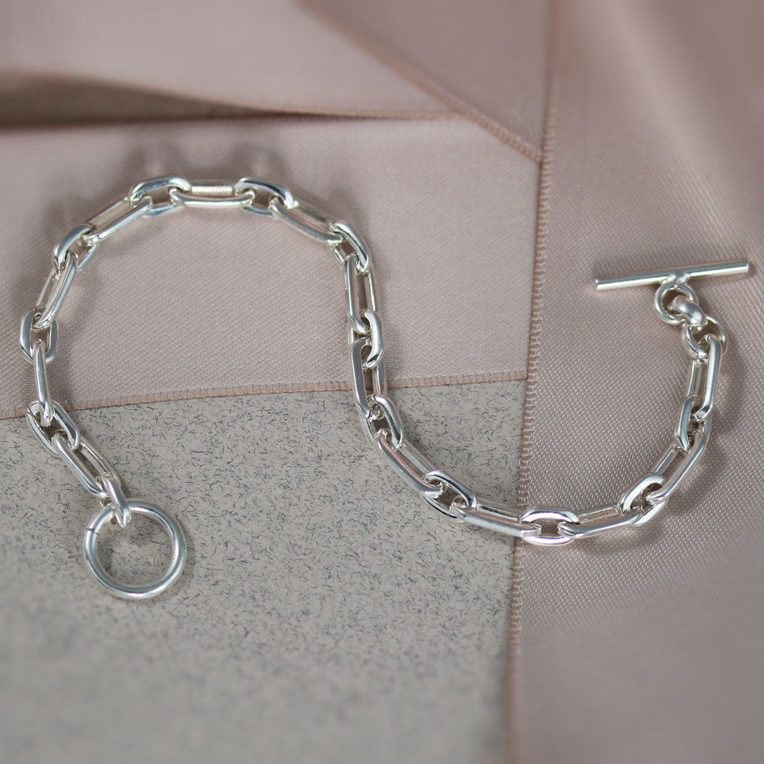 Silver Paper Link Bracelet With T-Bar