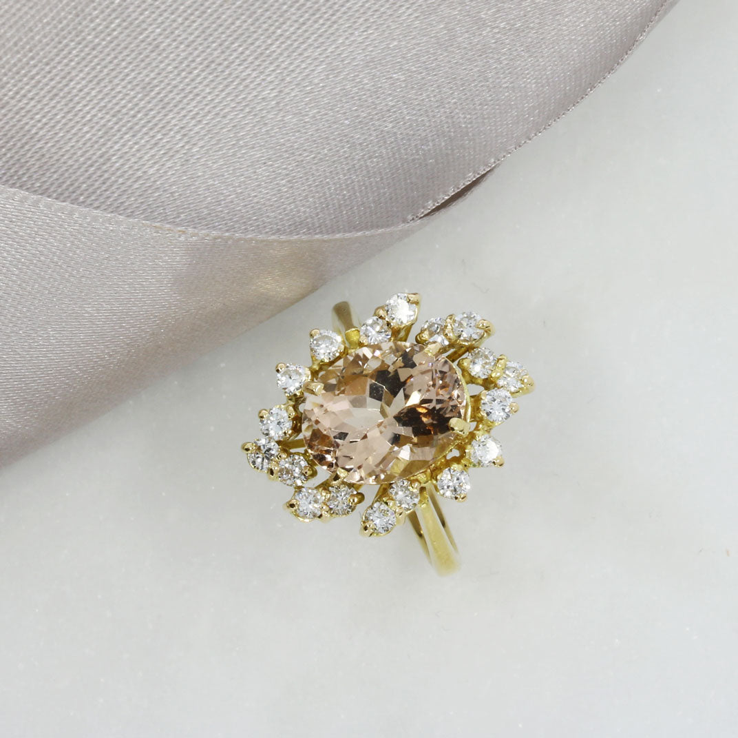 Pre Owned 18ct Yellow Gold Morganite Cluster Ring