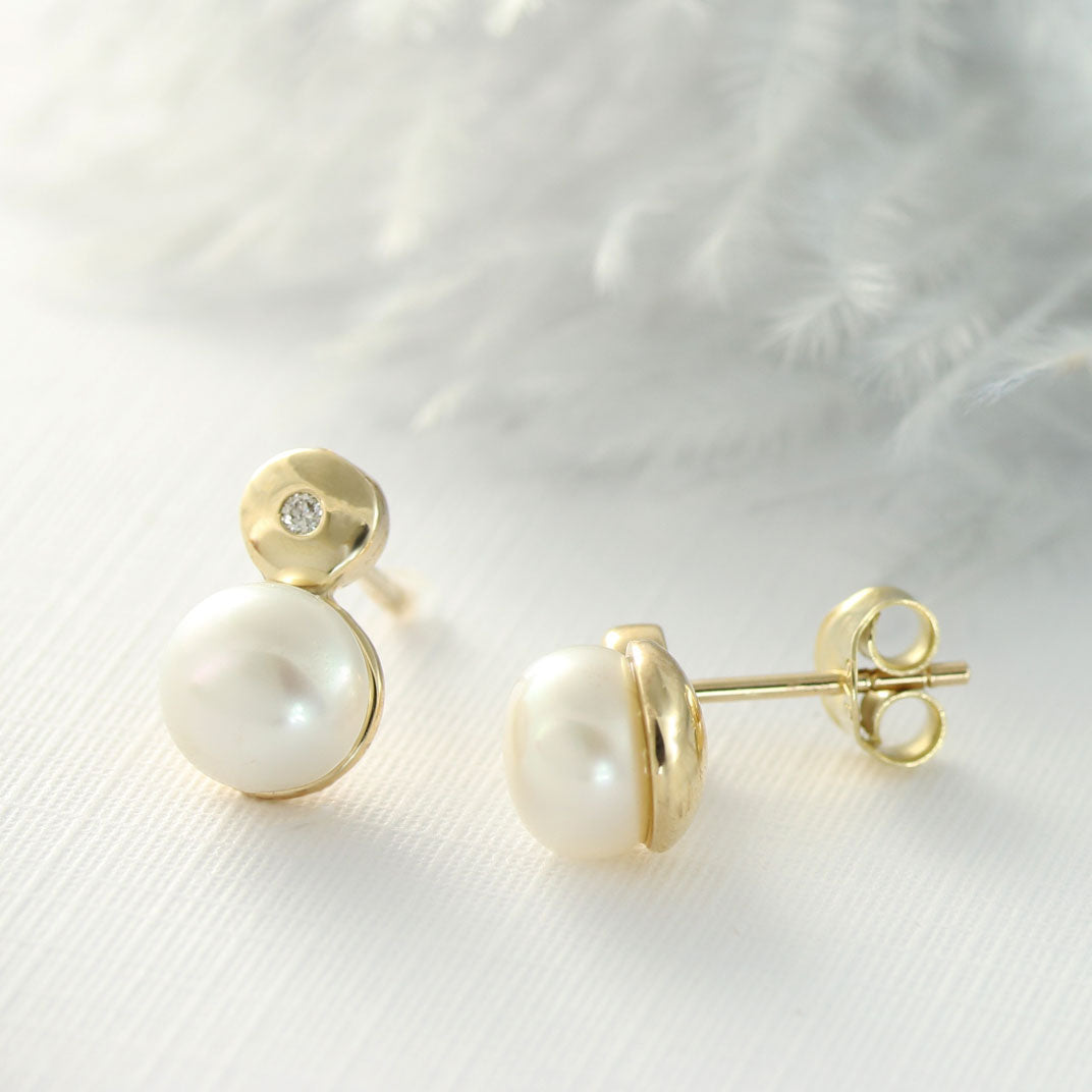 9ct Yellow Gold Pearl & Diamond Earrings