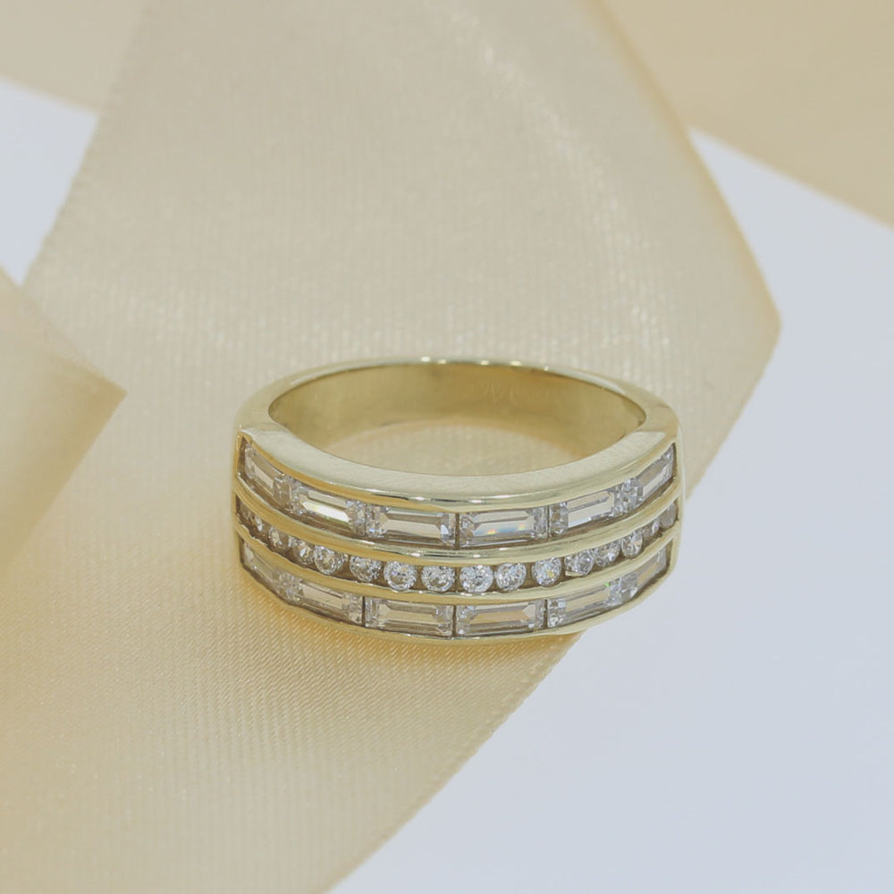 Pre Owned 9ct Yellow Gold Wide Cubic Zirconia