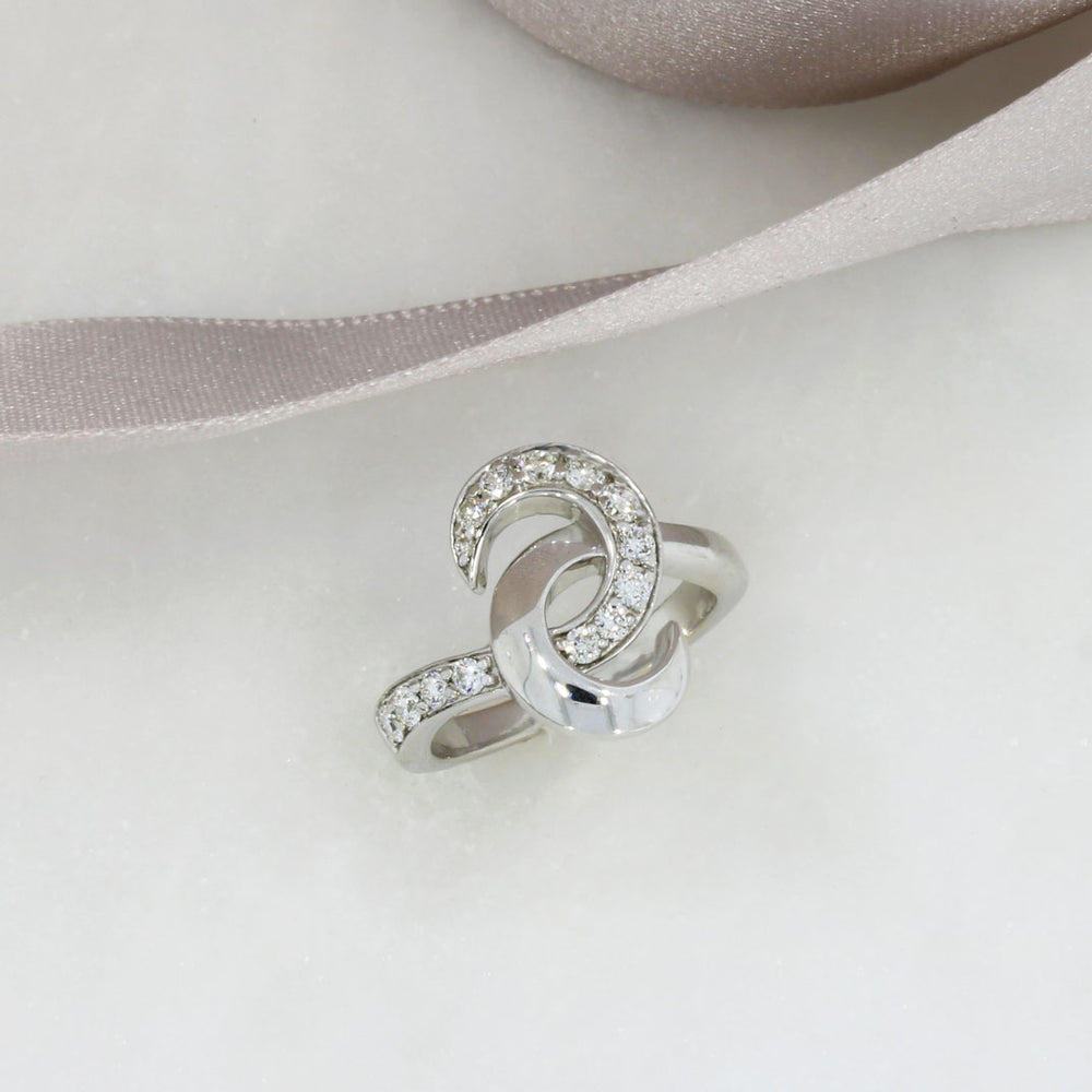 Pre Owned 18ct White Gold Fancy Crossover Swirl Diamond Dress Ring