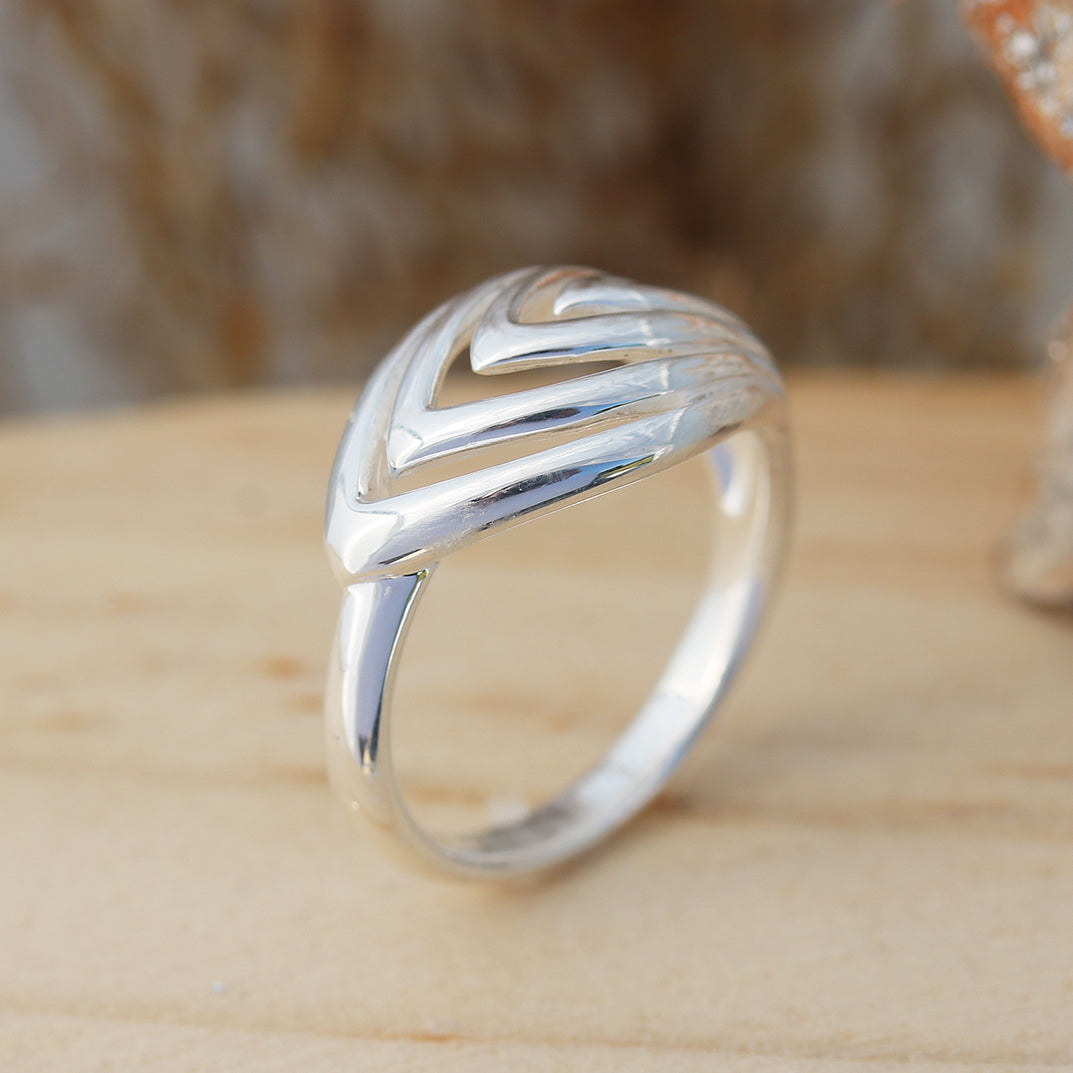 Silver Leaf Shaped Multi Wave Ring