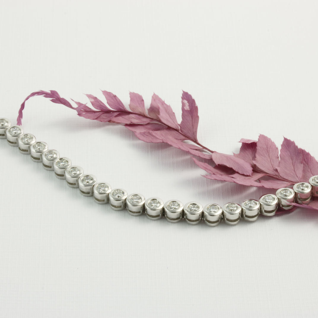 18ct White Gold Rub Over Set Diamond Line Bracelet