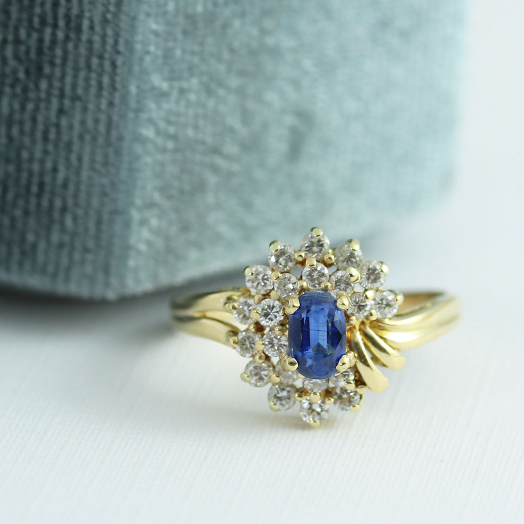 Pre Owned 18ct Yellow Gold Sapphire & Diamond Cluster Ring