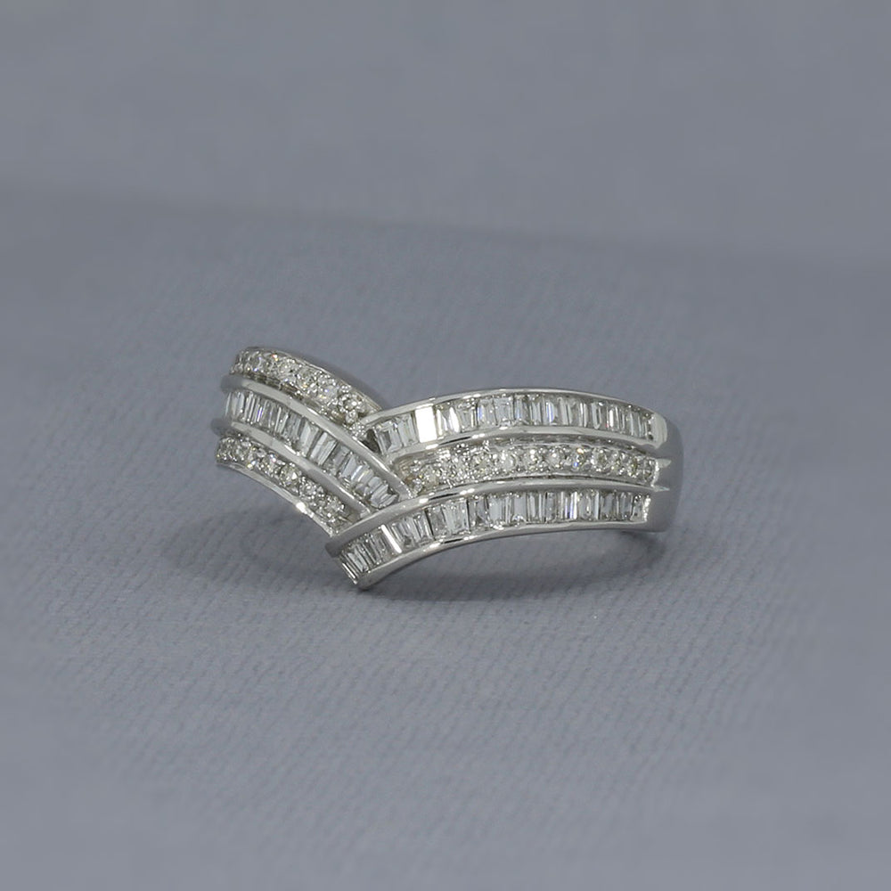 Pre Owned 18ct Gold 3 Row Fancy Wishbone Diamond Ring 1.00ct