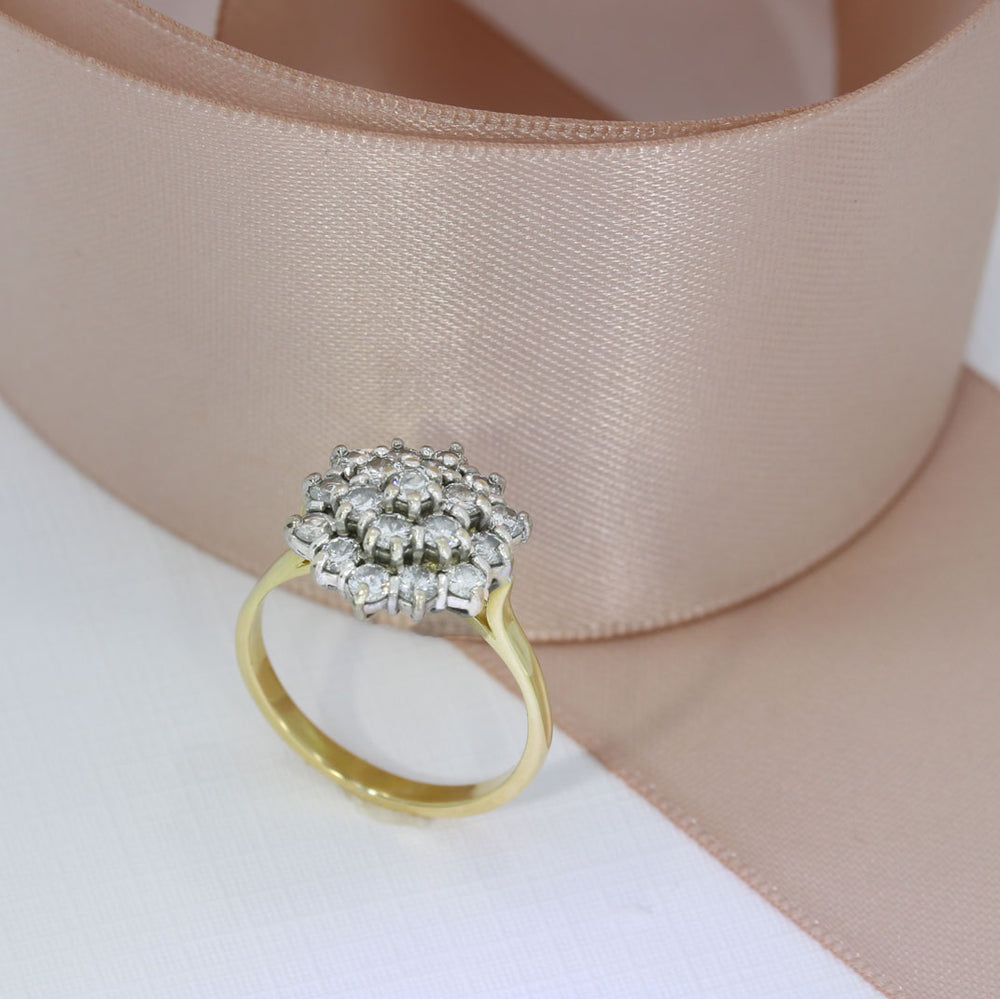 Pre Owned 18ct Yellow Gold Diamond Cluster Ring Approx 1ct
